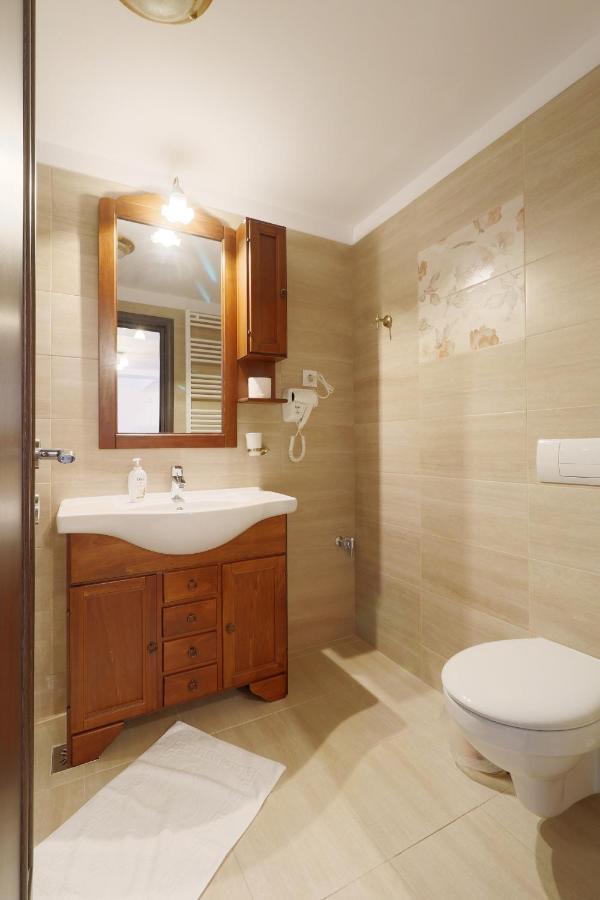 Sofia Apartment Sinaia Eksteriør bilde